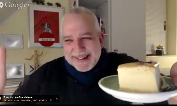 Netzökonomie-Diskurs mit Käsekuchen. Selbstversorger Frank Michna.